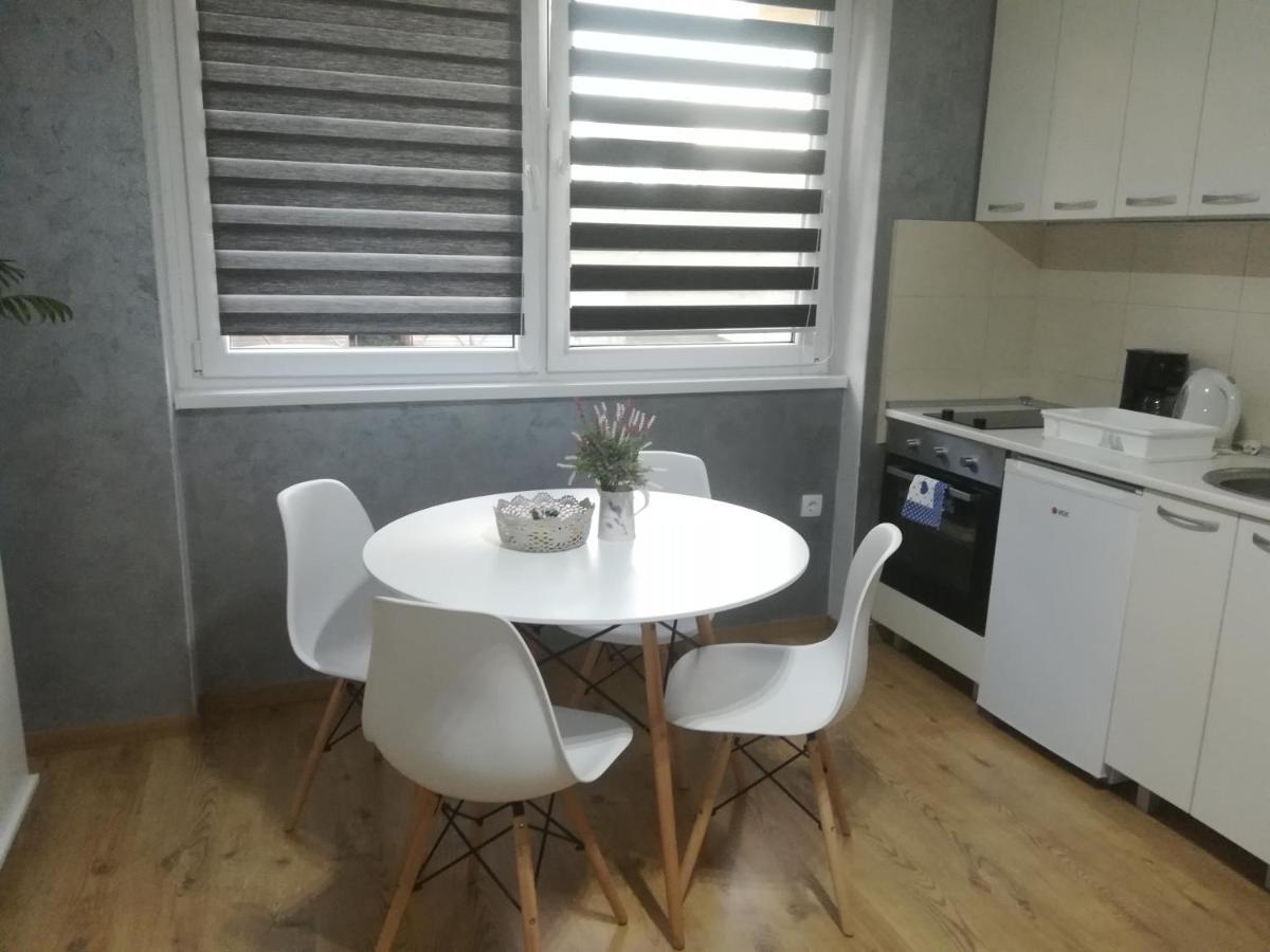 Apartment Marija Sremska Mitrovica Exterior foto